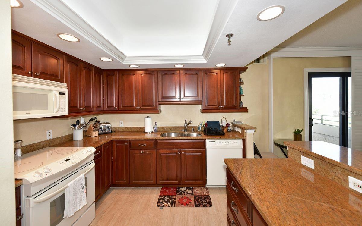 1485 GULF OF MEXICO DR #109, LONGBOAT KEY, FL — photo 23