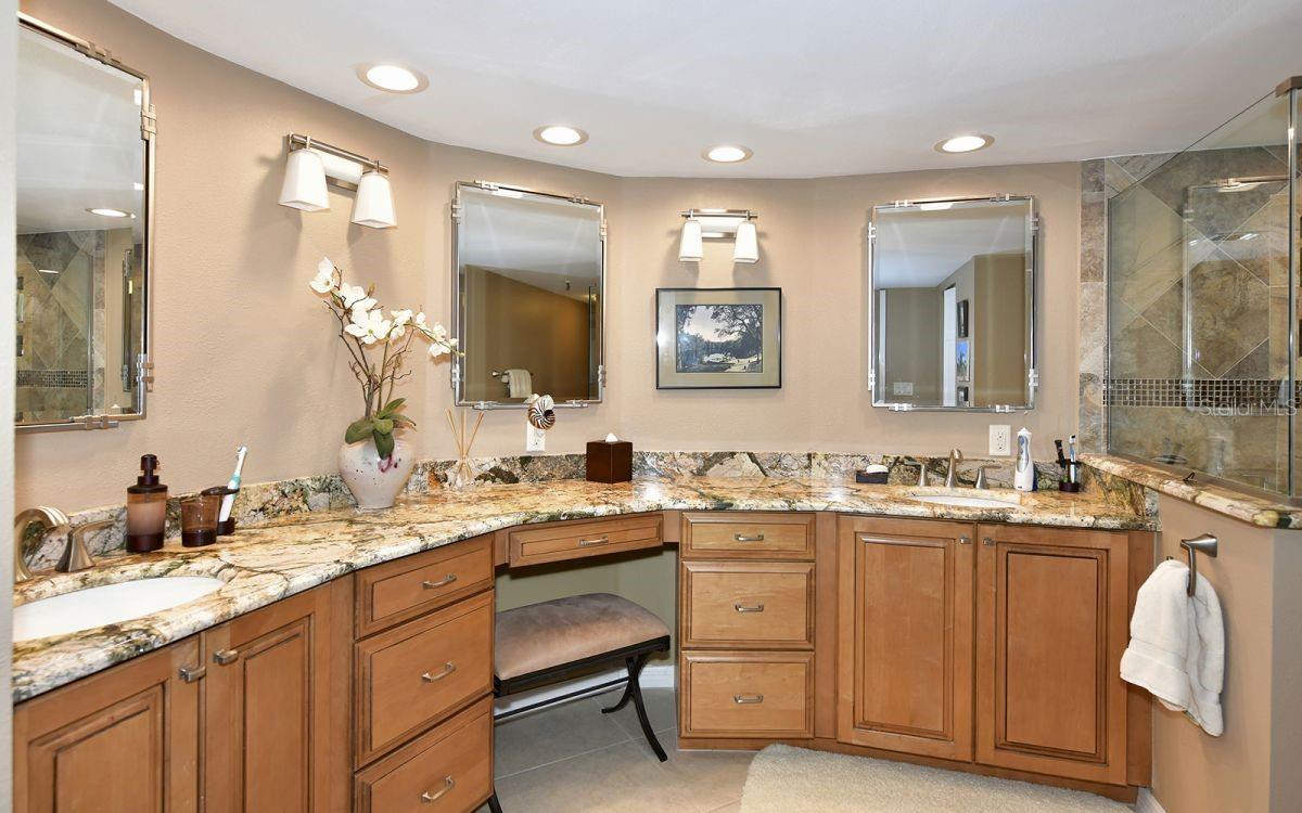 1485 GULF OF MEXICO DR #109, LONGBOAT KEY, FL — photo 29