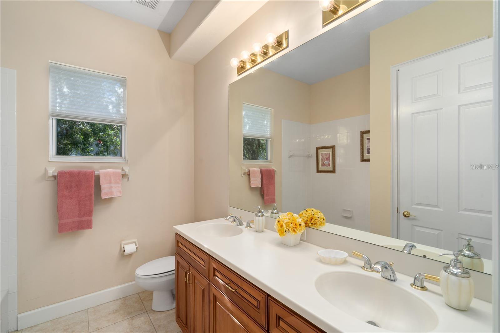 1023 RAINBOW CT, BRADENTON, FL — photo 41