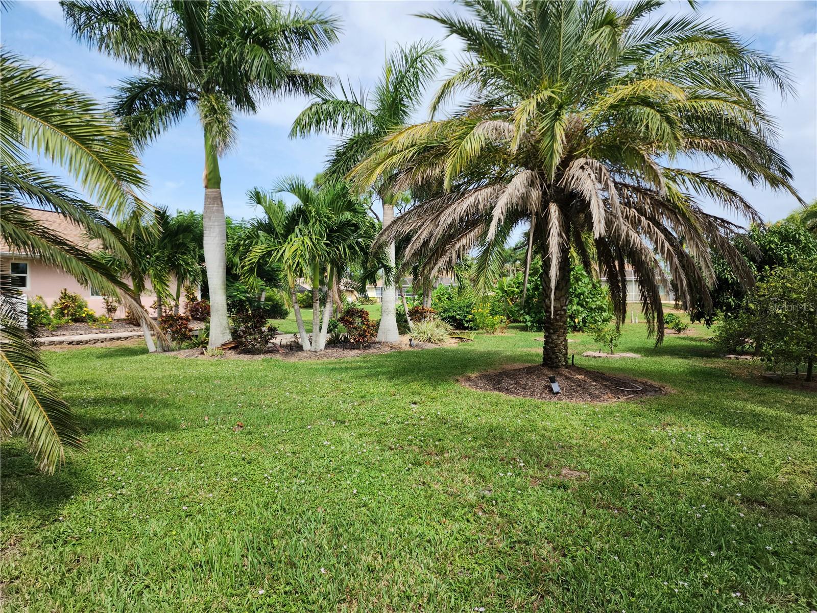 266 LONG MEADOW LN, ROTONDA WEST, FL — photo 3