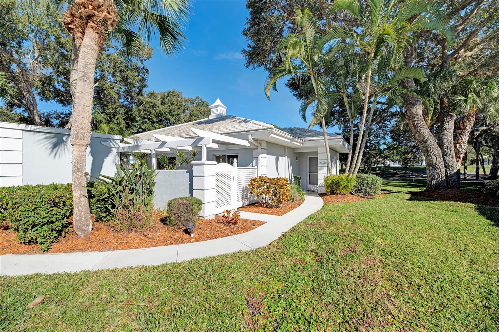 216 CERROMAR WAY S #30, VENICE, FL