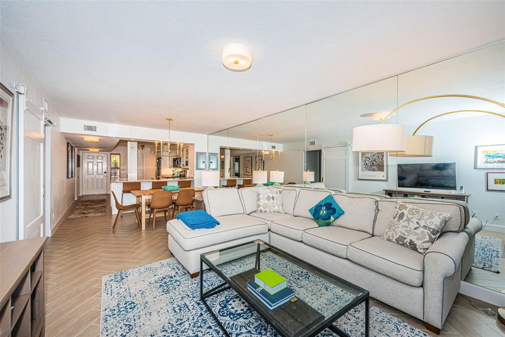 5901 BAHIA DEL MAR CIR #122, ST PETERSBURG, FL — photo 13