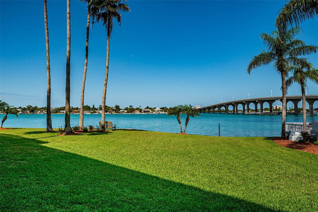 5901 BAHIA DEL MAR CIR #122, ST PETERSBURG, FL — photo 31