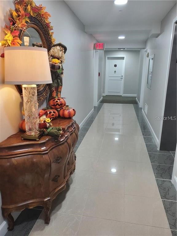 1050 LONGBOAT CLUB RD #1006, LONGBOAT KEY, FL — photo 31