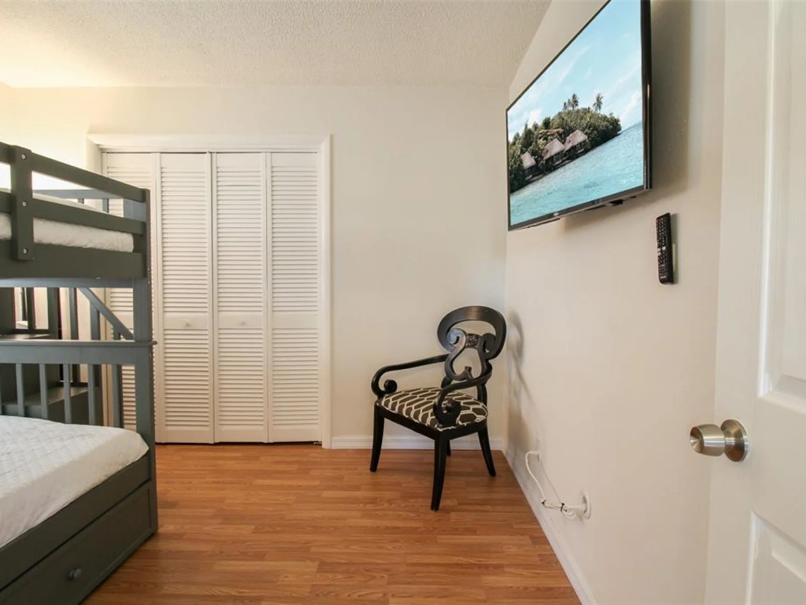 3223 ROWENA ST, SARASOTA, FL — photo 22