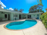3223 ROWENA ST — photo 45