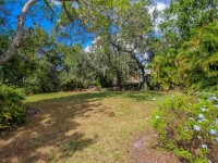 3223 ROWENA ST — photo 47