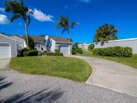 502 SANDERLING CIR — photo 11