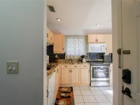 502 SANDERLING CIR — photo 16