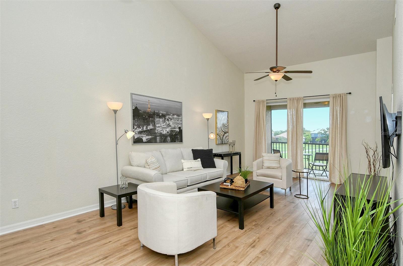 905 FAIRWAY COVE LN #205, BRADENTON, FL — photo 4