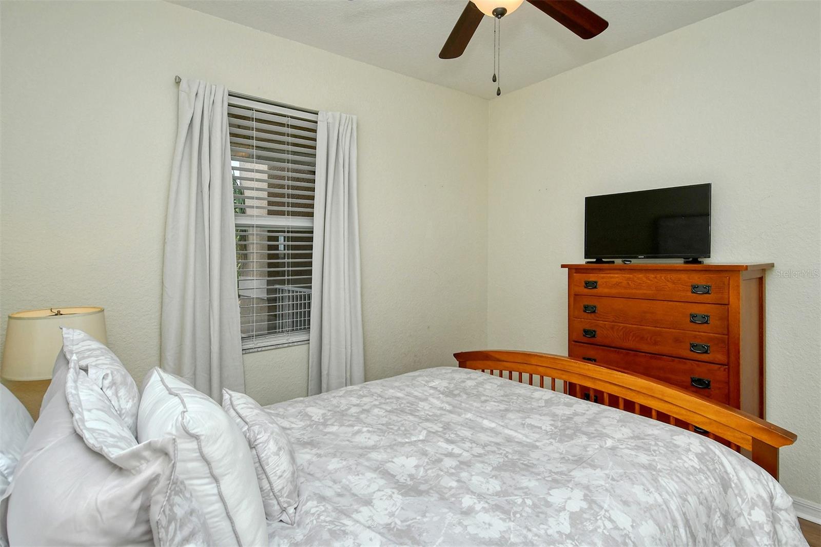 905 FAIRWAY COVE LN #205, BRADENTON, FL — photo 25
