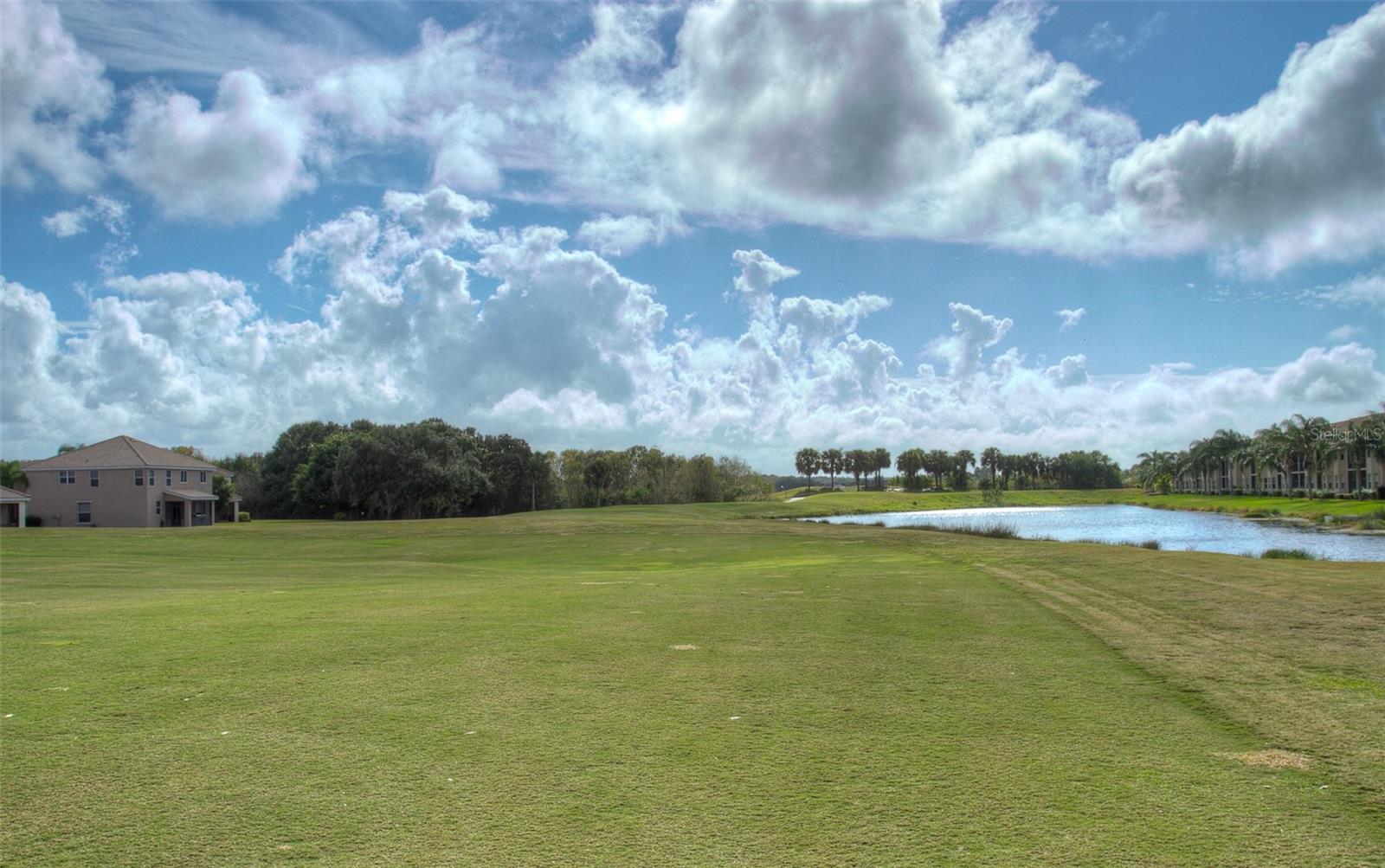 905 FAIRWAY COVE LN #205, BRADENTON, FL — photo 41