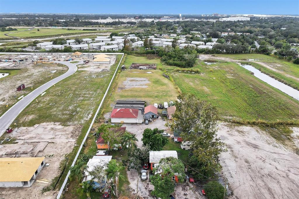 1616 23RD ST E, BRADENTON, FL — photo 2