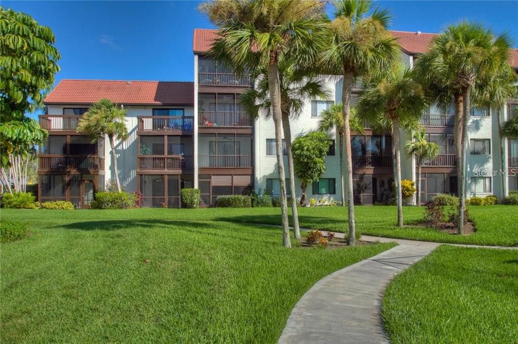 1622 STICKNEY POINT RD #22-202, SARASOTA, FL