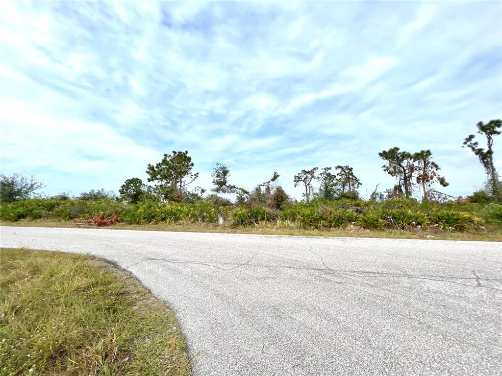 12324 HATHAWAY TER, PORT CHARLOTTE, FL — photo 9
