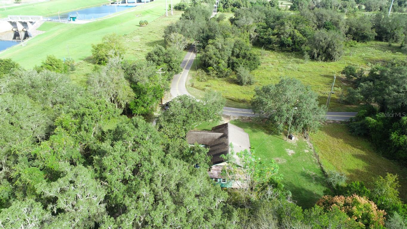 9358 HARNEY RD, THONOTOSASSA, FL — photo 12