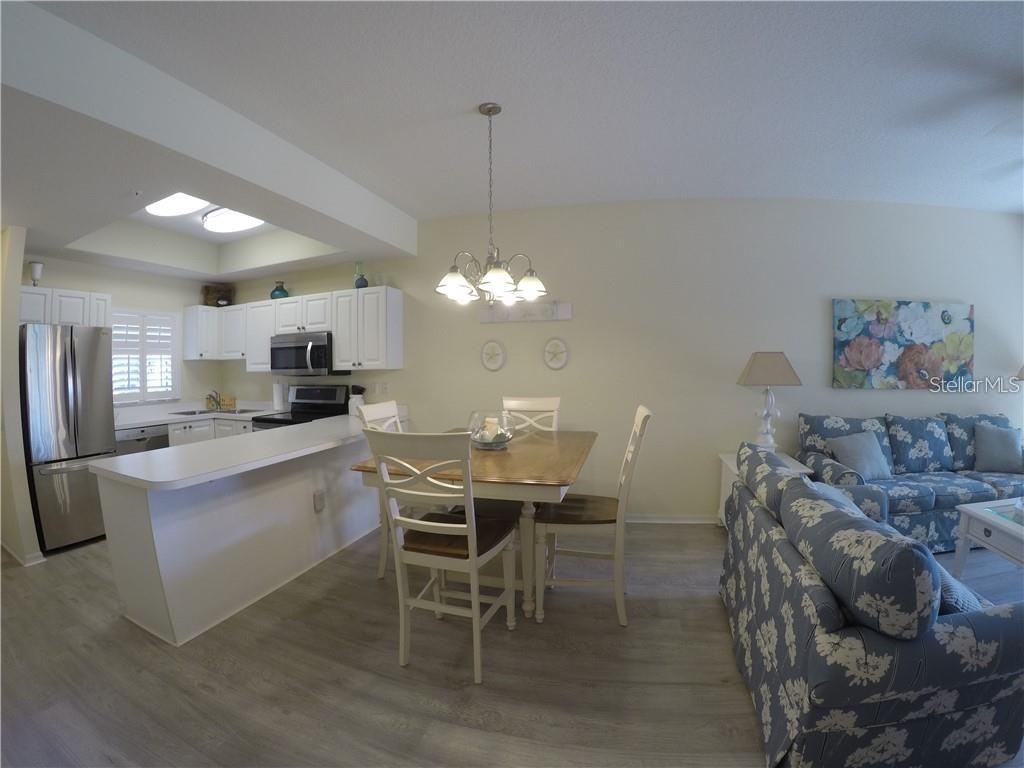 4270 CASTLEBRIDGE LN #1714B1, SARASOTA, FL — photo 3
