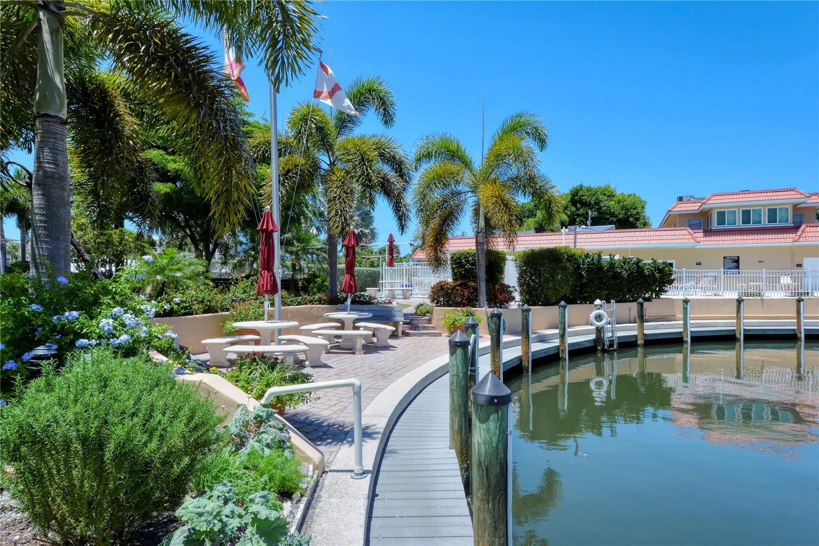 1257 S PORTOFINO DR #38ALBA, SARASOTA, FL — photo 56