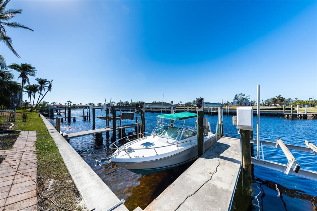 290 LEWIS CIR #131, PUNTA GORDA, FL — photo 4