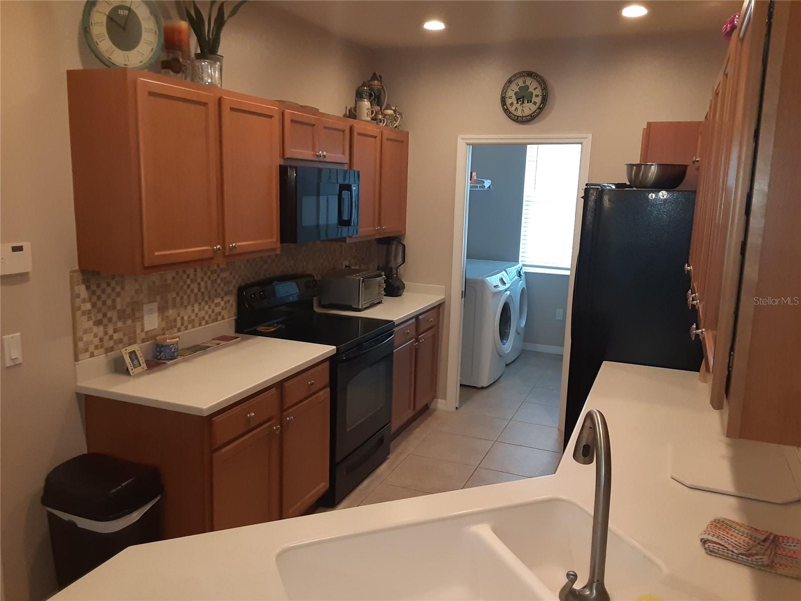 3716 82ND AVENUE CIR E #102, SARASOTA, FL — photo 2
