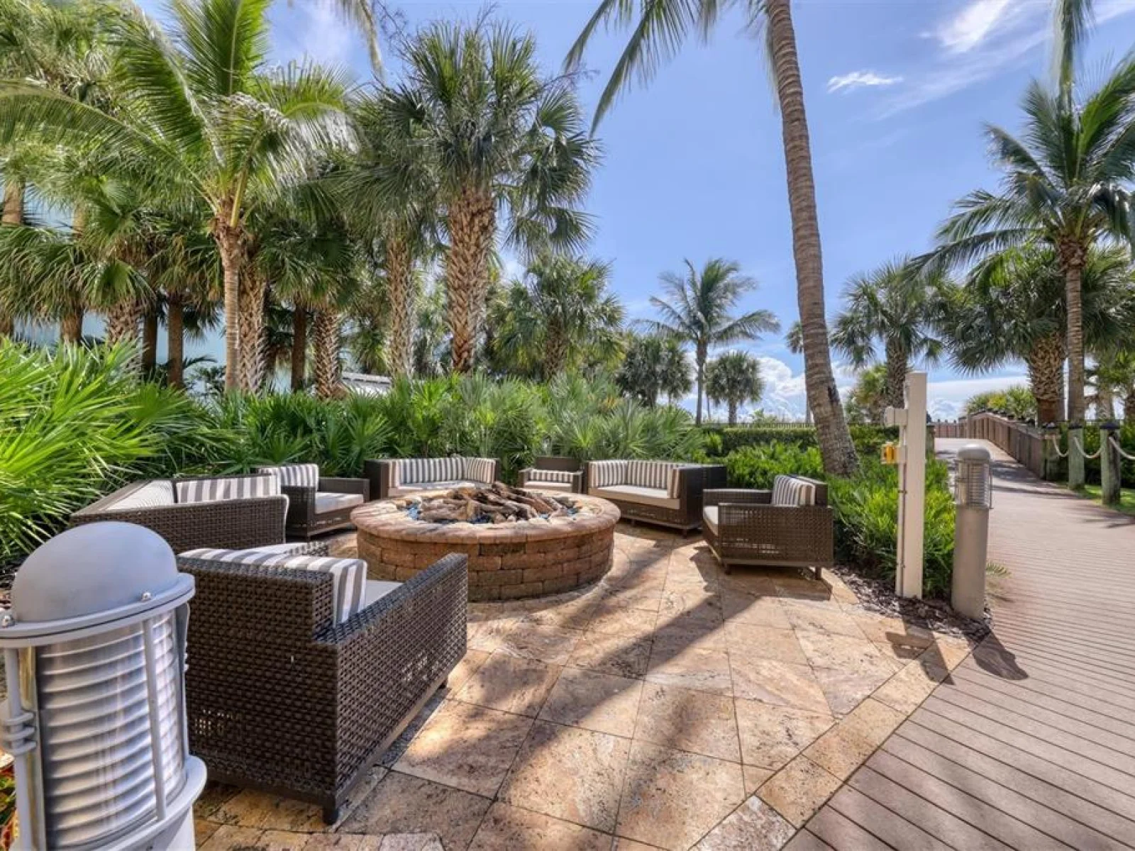 915 SEASIDE DR #512, SARASOTA, FL — photo 13