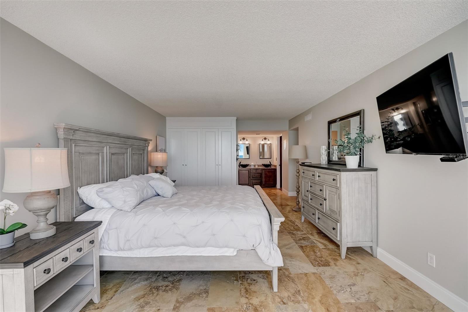 2425 GULF OF MEXICO DR #14B, LONGBOAT KEY, FL — photo 18