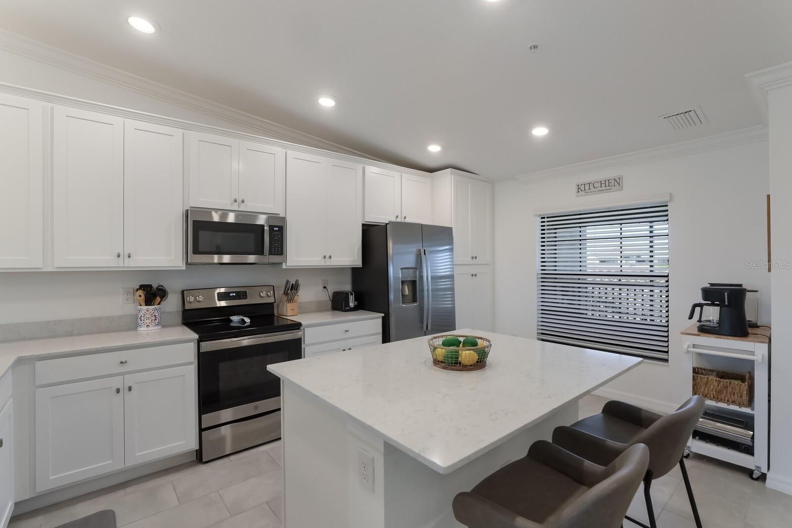 5721 PALMER CIR #201, BRADENTON, FL — photo 6