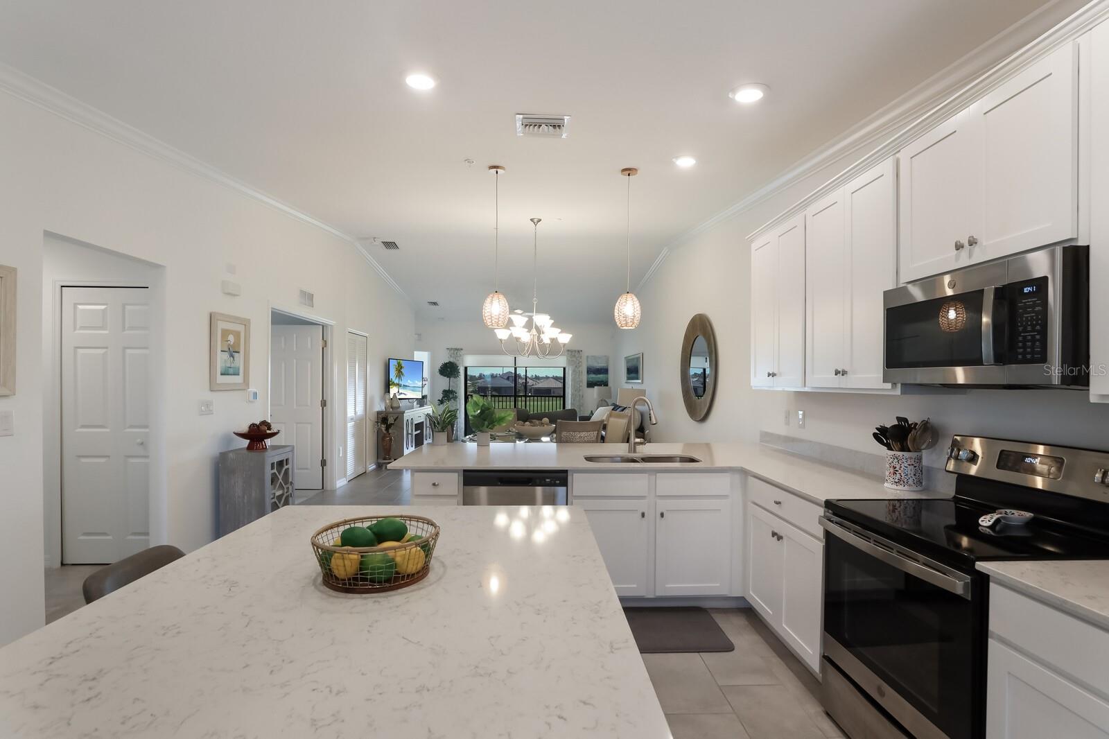 5721 PALMER CIR #201, BRADENTON, FL — photo 9