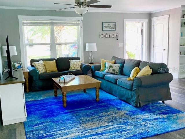 108 8TH ST, BELLEAIR BEACH, FL — photo 3