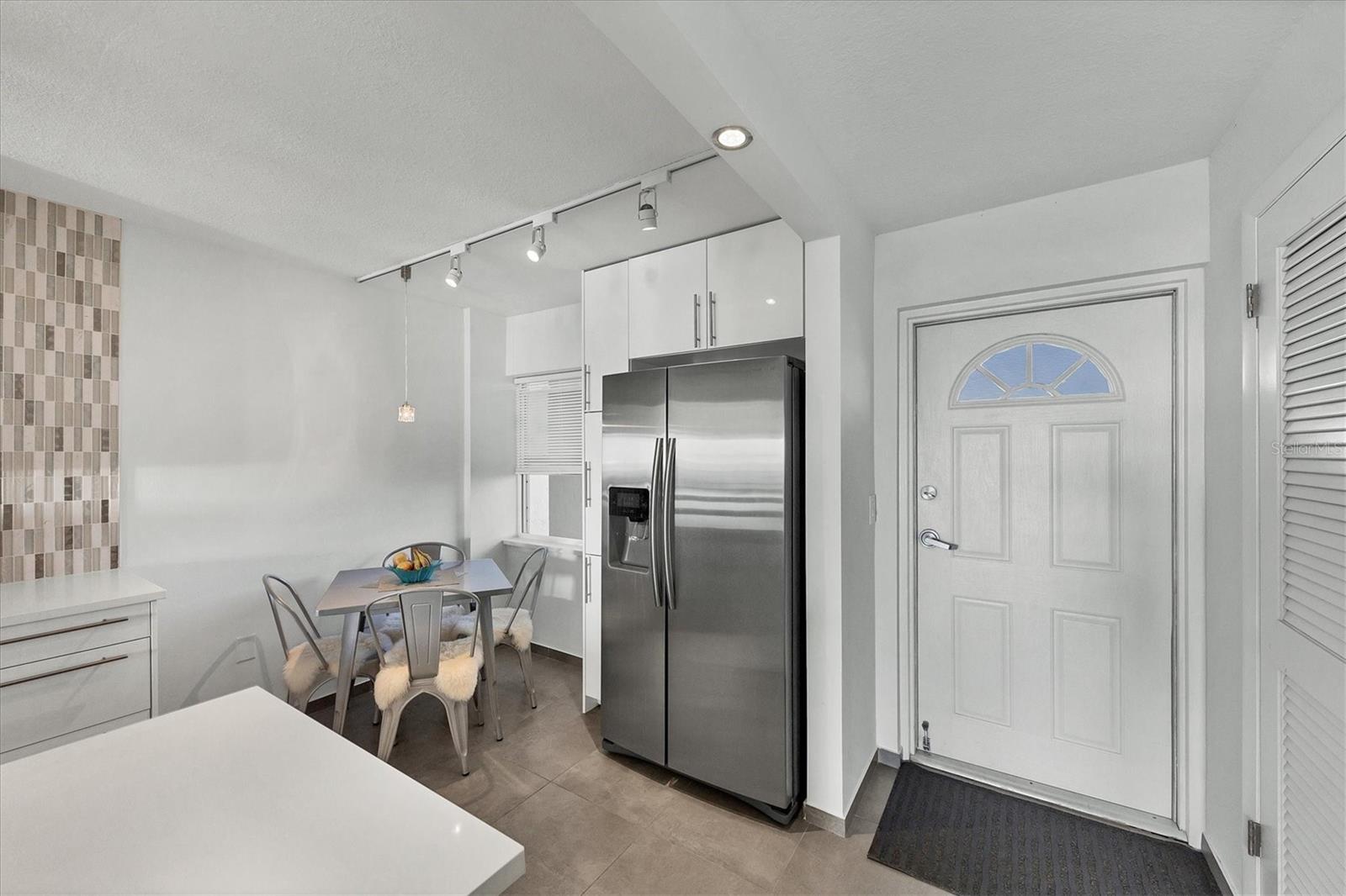 20 WHISPERING SANDS DR #903, SARASOTA, FL — photo 9