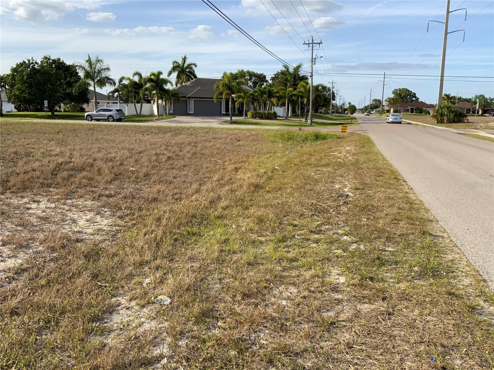 2000 SW 28TH TER, CAPE CORAL, FL — photo 2