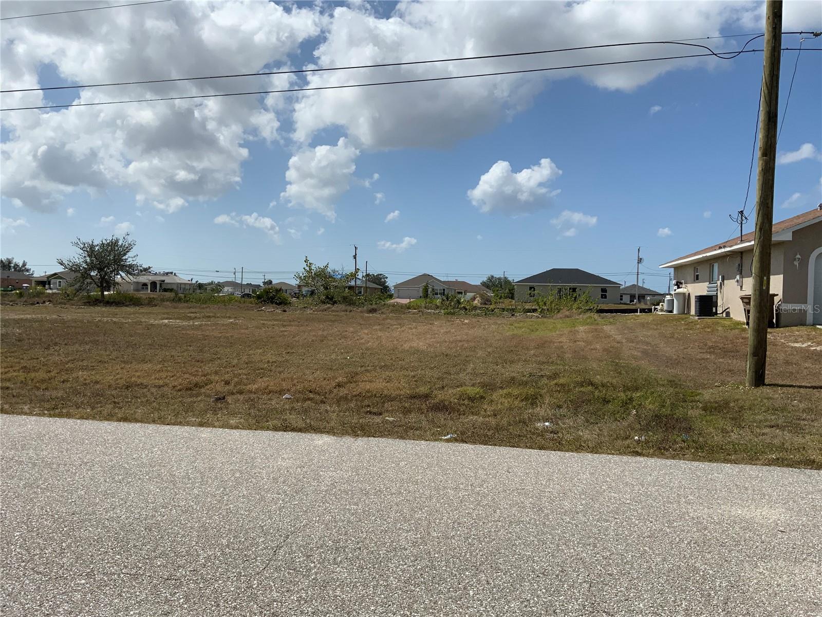 1708 NW 6TH PL, CAPE CORAL, FL — photo 2