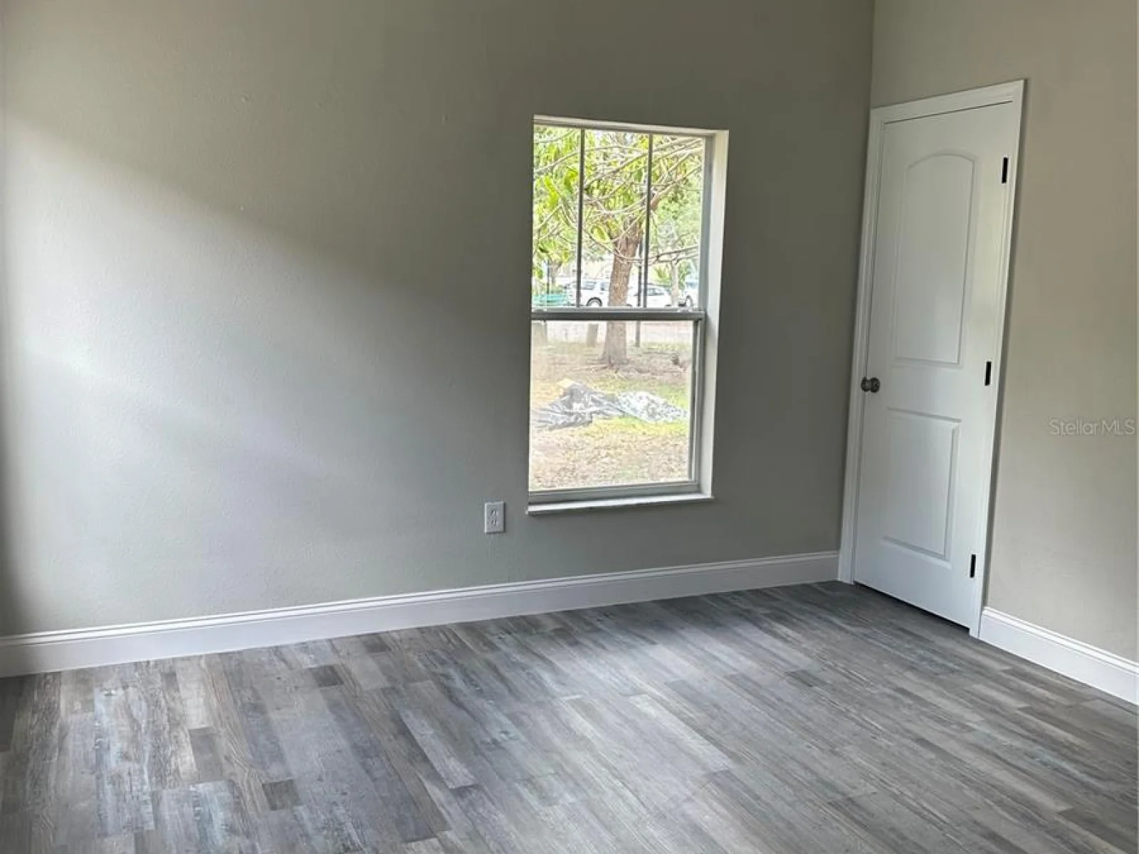 7706 N RIVERDALE AVE, TAMPA, FL — photo 4