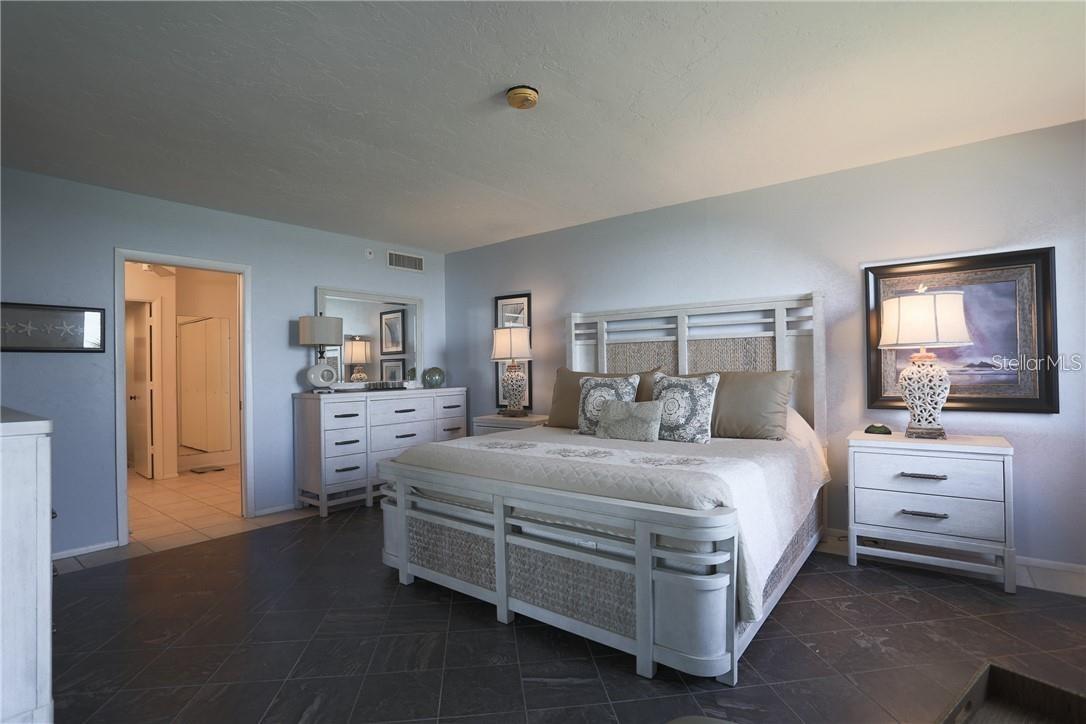 1925 GULF OF MEXICO DR #309, LONGBOAT KEY, FL — photo 16