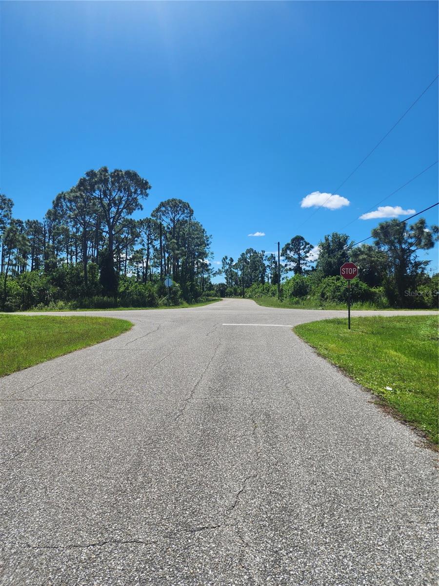 12282 APPLEBERG CIR, PORT CHARLOTTE, FL — photo 17