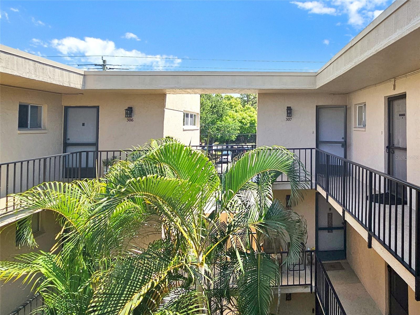2763 WOODGATE LN #307, SARASOTA, FL