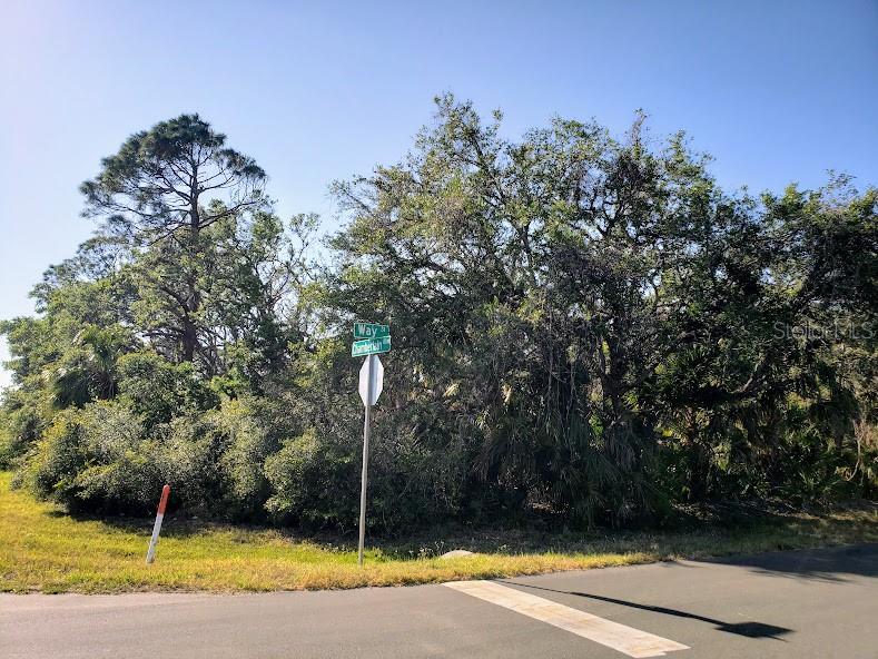 15492 CHAMBERLAIN BLVD, PORT CHARLOTTE, FL