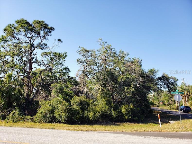 15492 CHAMBERLAIN BLVD, PORT CHARLOTTE, FL — photo 2