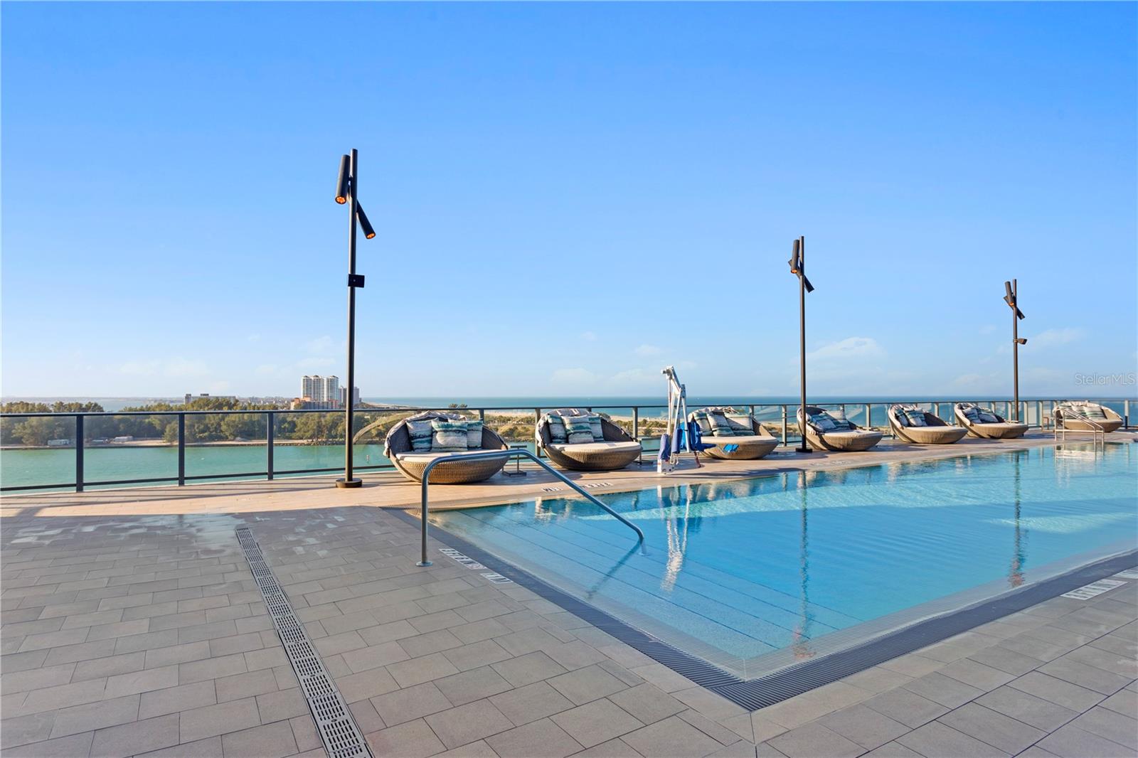 691 S GULFVIEW BLVD #1508, CLEARWATER BEACH, FL — photo 65