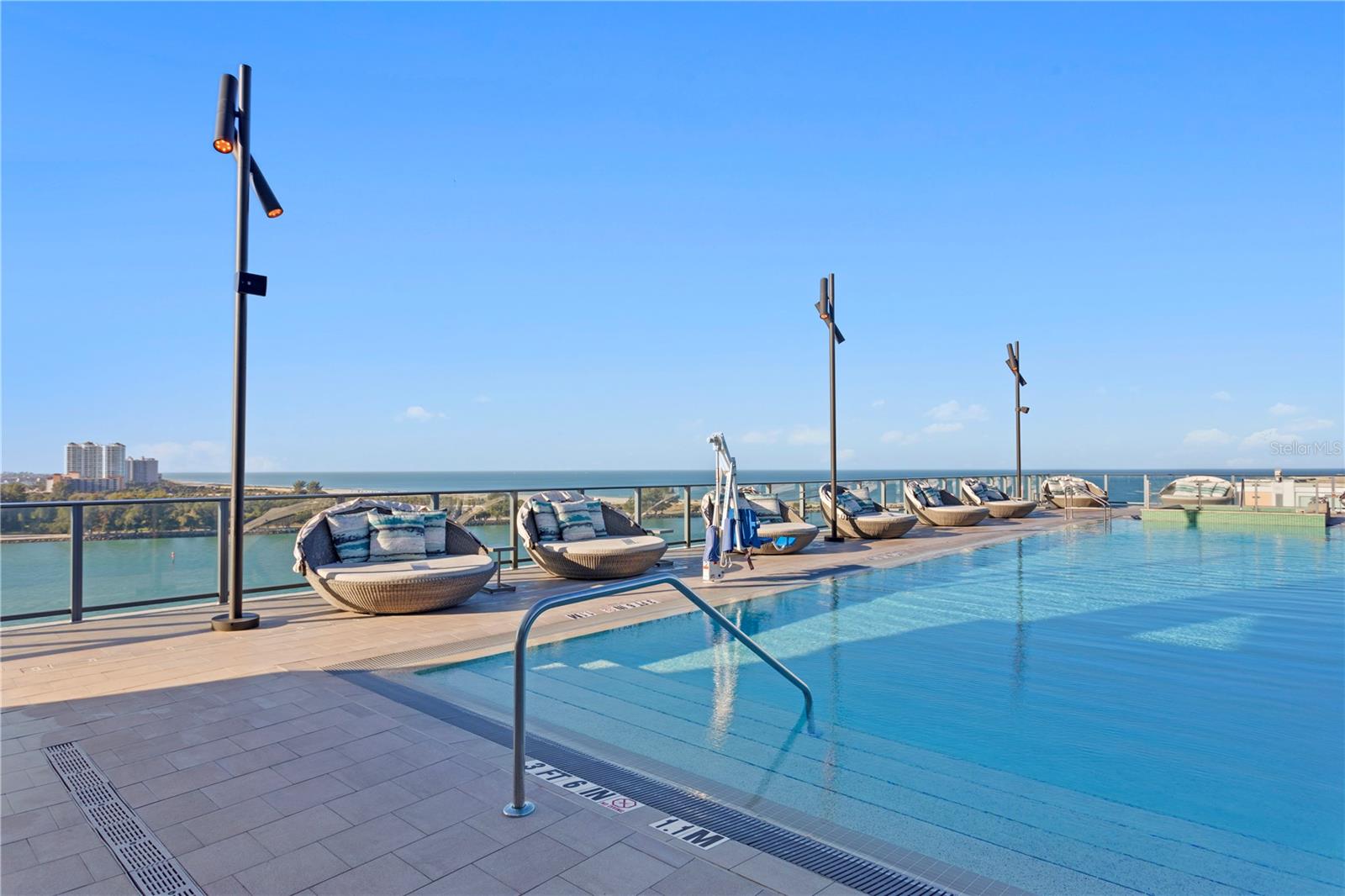 691 S GULFVIEW BLVD #1508, CLEARWATER BEACH, FL — photo 73