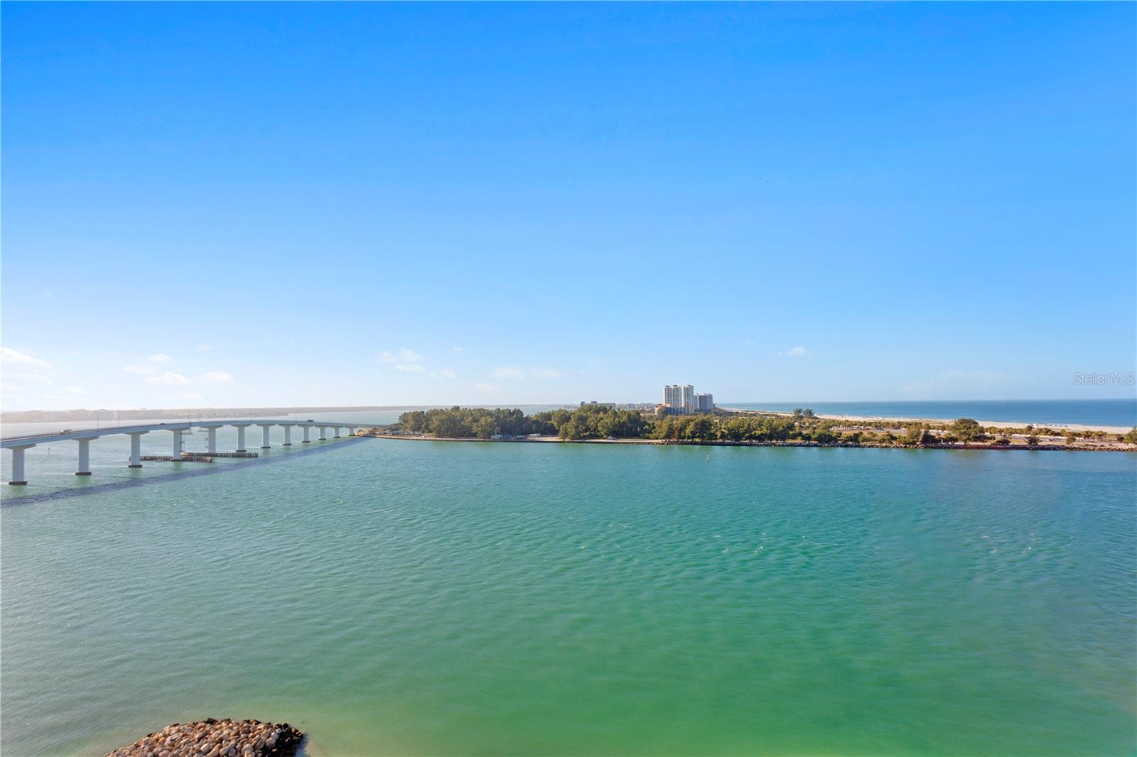 691 S GULFVIEW BLVD #1508, CLEARWATER BEACH, FL — photo 76