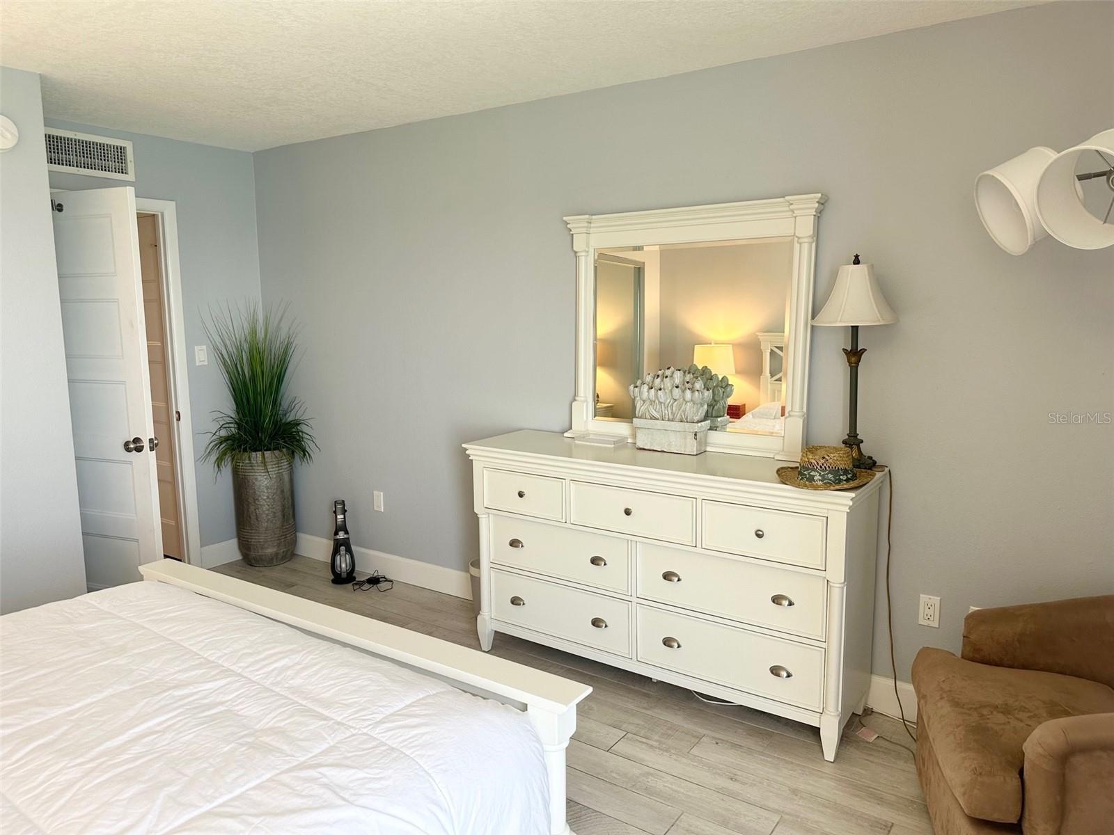 440 S GULFVIEW BLVD #1102, CLEARWATER, FL — photo 21