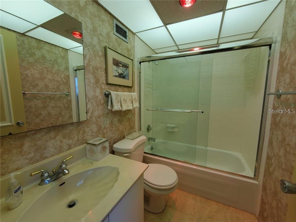 1050 LONGBOAT CLUB RD #804, LONGBOAT KEY, FL — photo 21