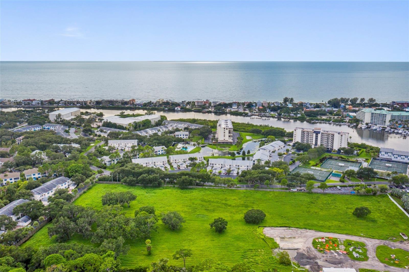 11730 SHIPWATCH DR #305, LARGO, FL — photo 26