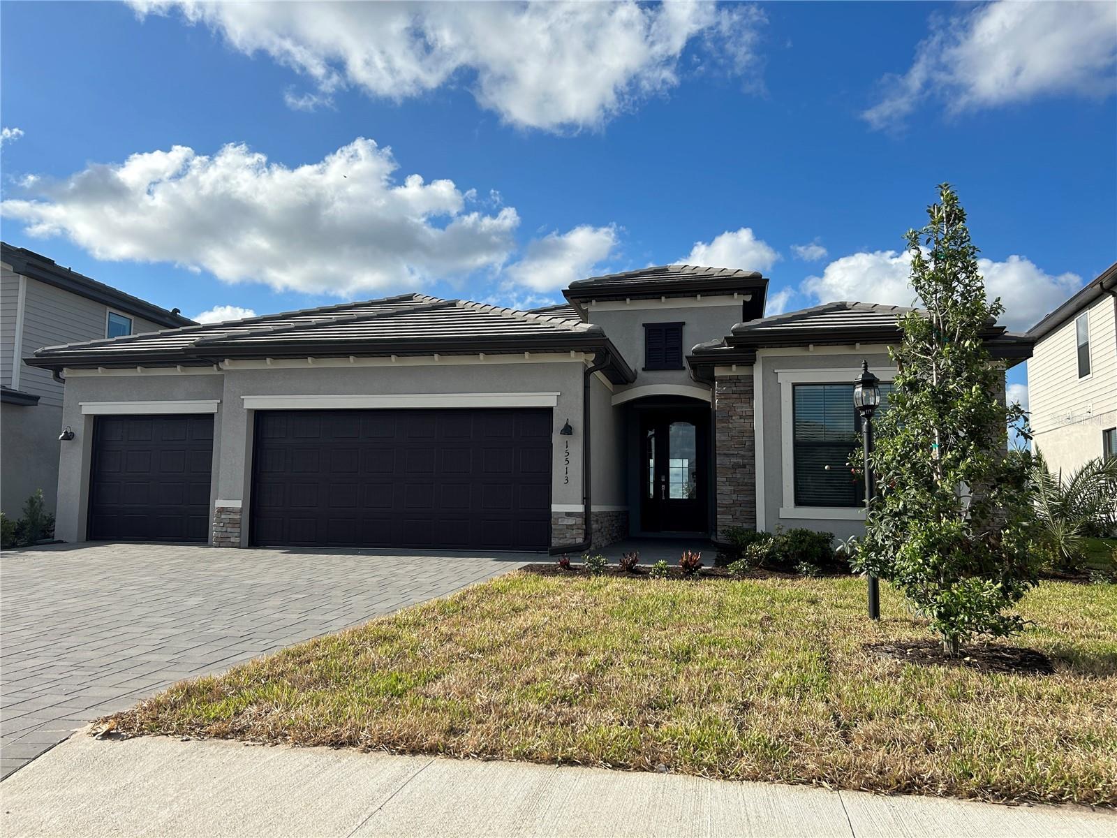 15513 WHITE LINEN DR, LAKEWOOD RANCH, FL