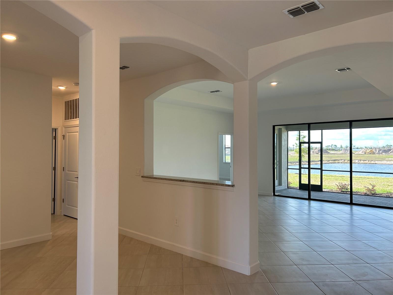 15513 WHITE LINEN DR, LAKEWOOD RANCH, FL — photo 5