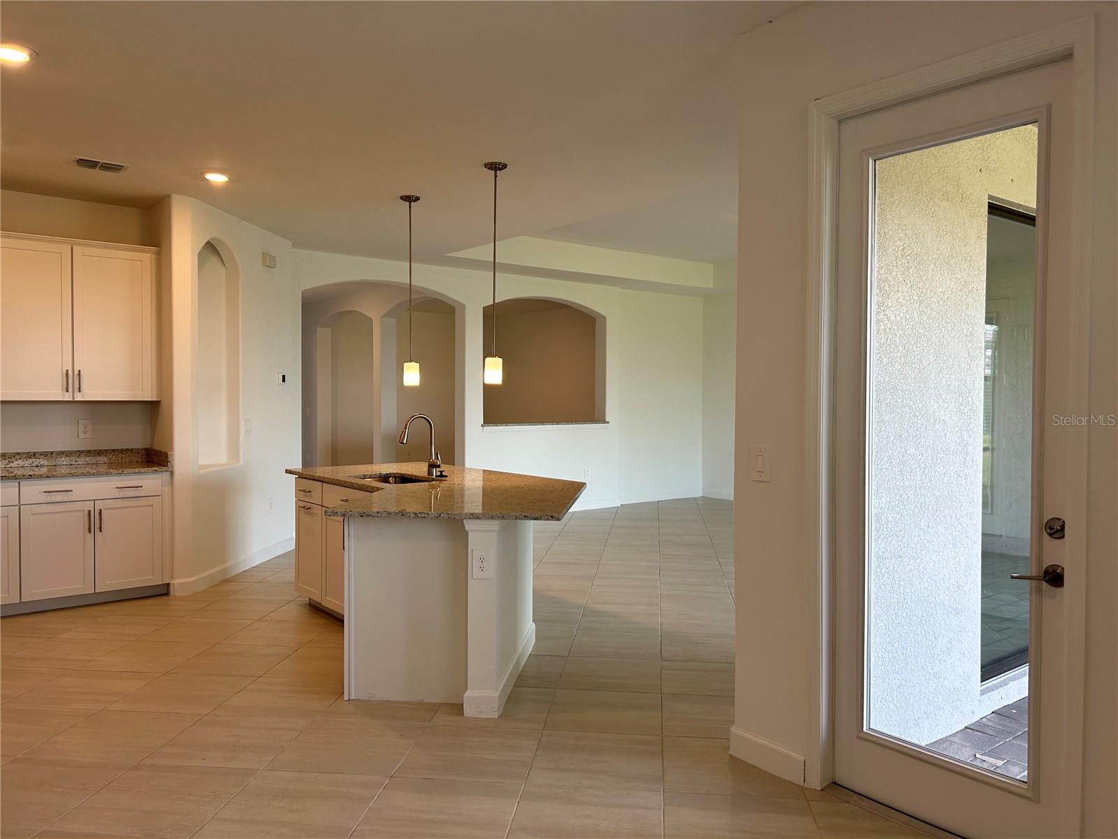 15513 WHITE LINEN DR, LAKEWOOD RANCH, FL — photo 9