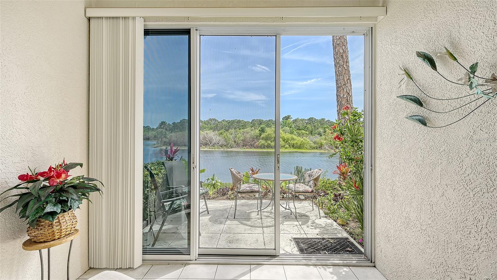 8350 WINGATE DR #913, SARASOTA, FL — photo 2