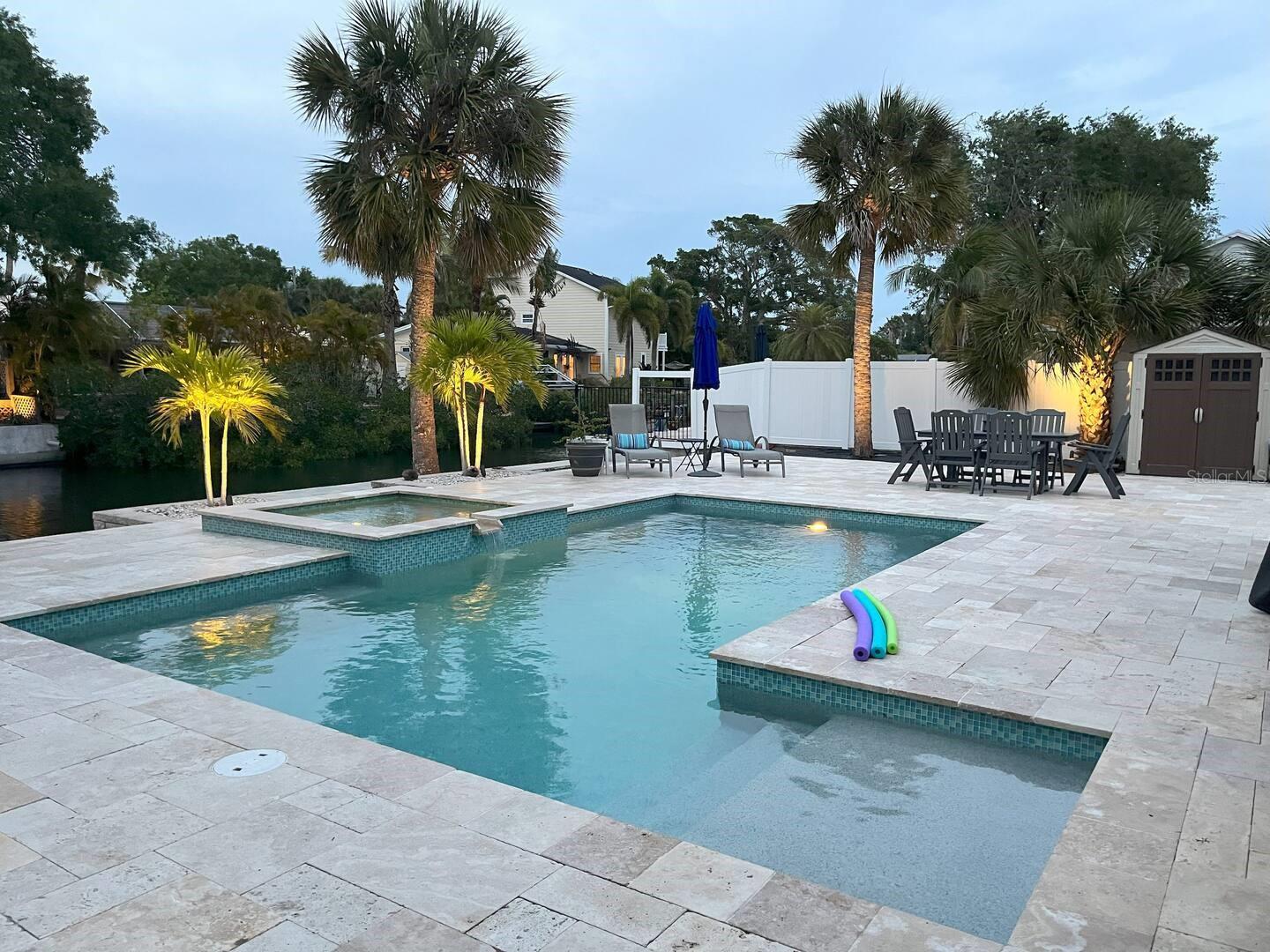 345 AVENIDA LEONA, SARASOTA, FL