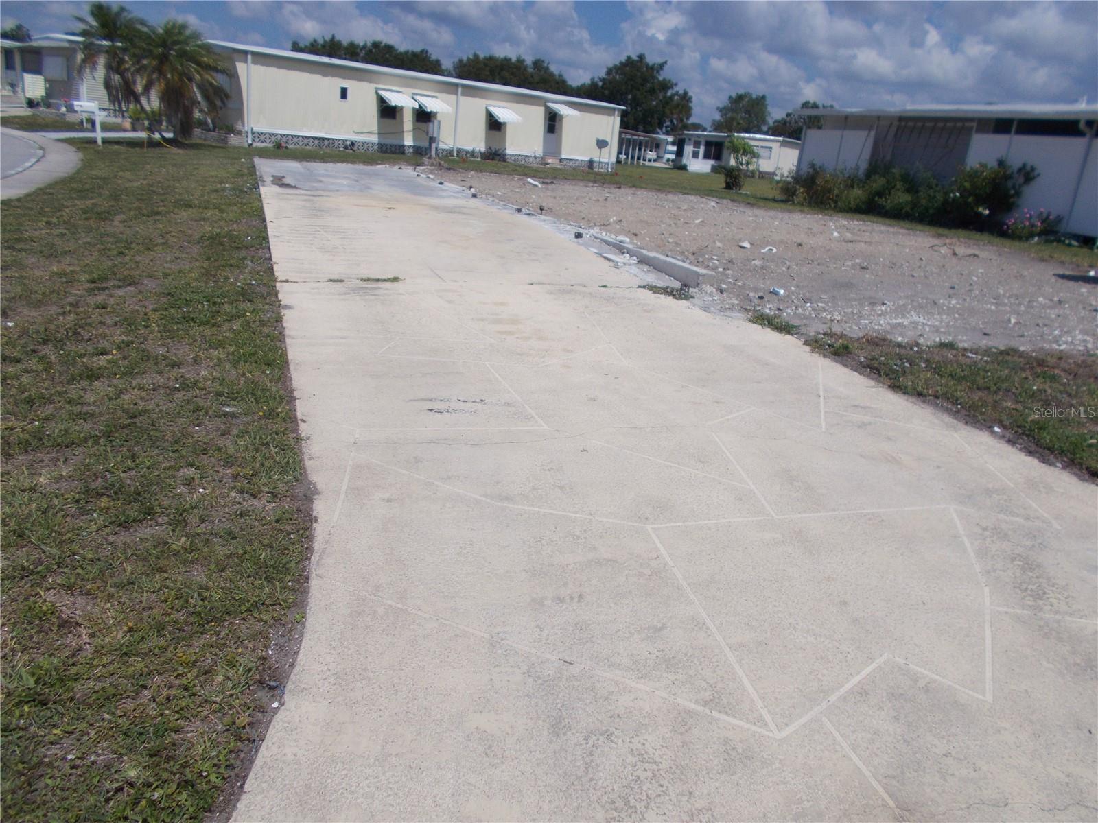 6581 CENTER LN, NORTH PORT, FL — photo 5